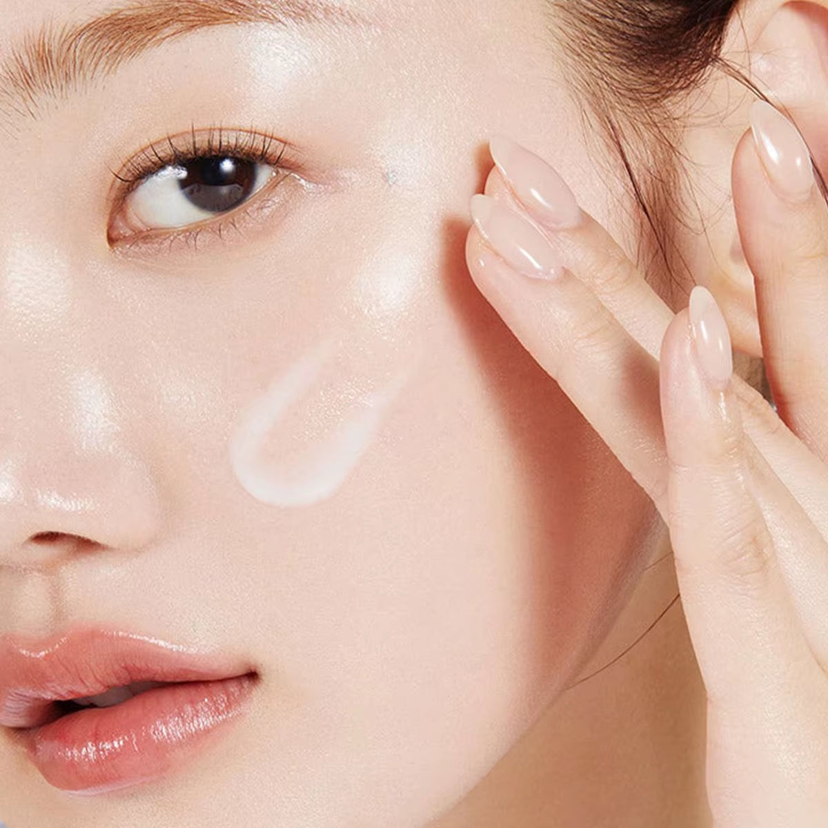 Collagen Glow Booster Serum 15Ml,Fast-Absorbing,Hydrating Feel,Provides Skin Moisture,Korean Skincare,Korean Makeup